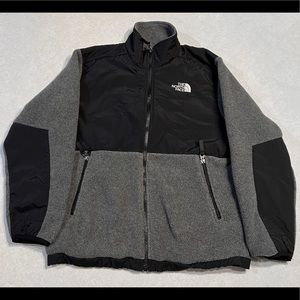 Grey & Black North Face Fleece Zip Up Jacket Boys Large-Fits like Women’s Small